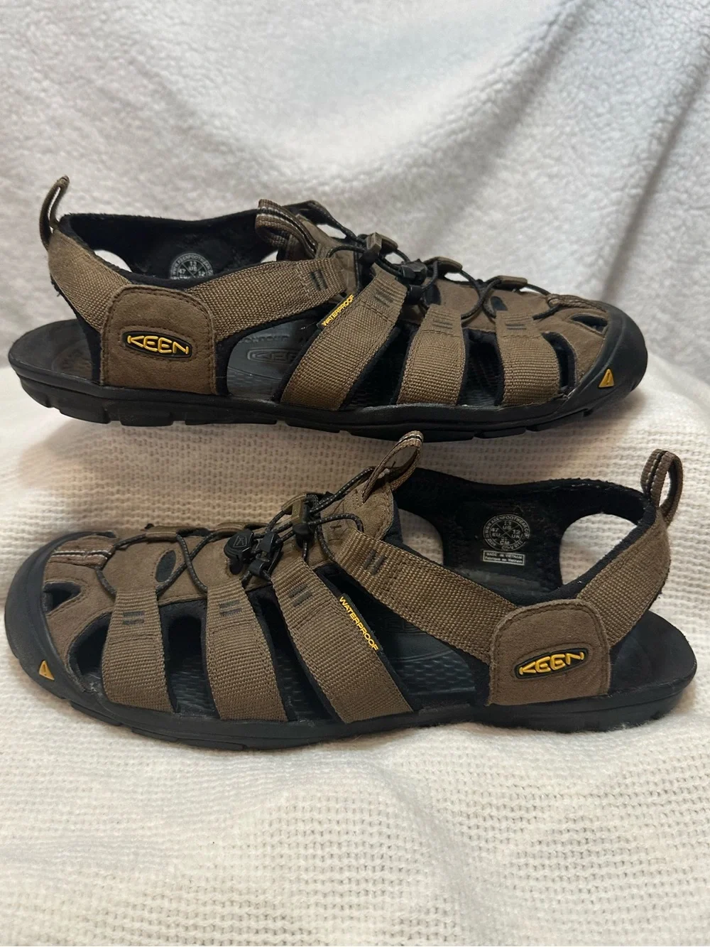 New Men’s Keen sandals 13 EU 47 Newport Clearwater tan brown bison water shoe 13